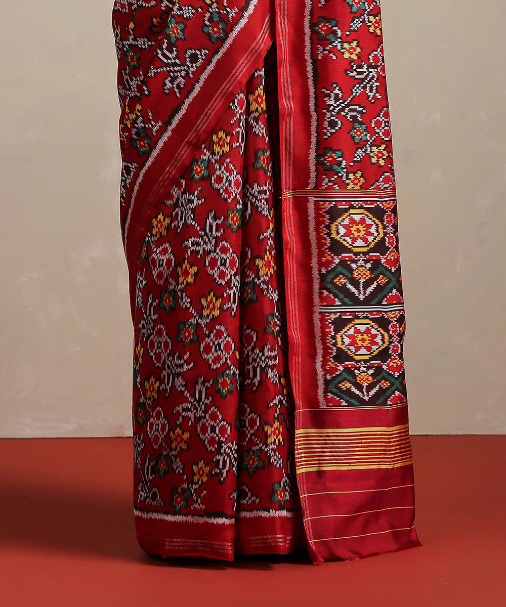 Handloom_Red_Mulberry_Silk_Twill_Weave_Ikat_Patola_Saree_WeaverStory_04