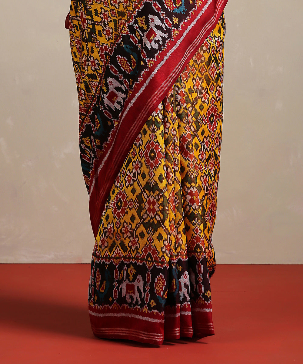 Handloom_Yellow_Pure_Mulberry_Silk_Ikat_Patola_Saree_With_Twill_Weave_WeaverStory_04