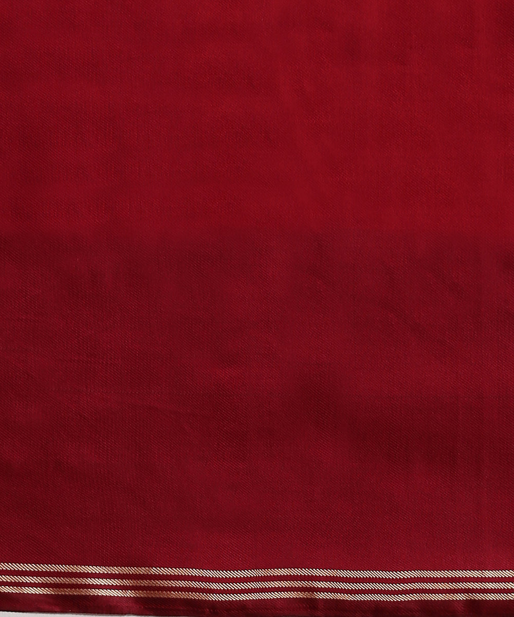 Handloom_Orange_Pure_Mulberry_Silk_Ikat_Patola_Saree_With_Twill_Weave_WeaverStory_05