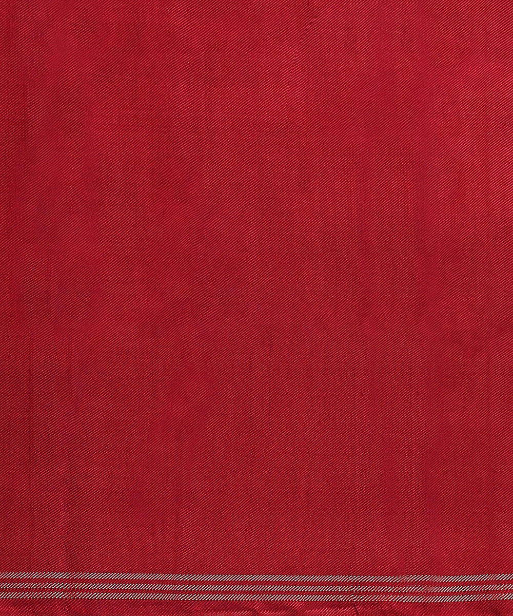 Handloom_Off_White_Pure_Mulberry_Silk_Ikat_Patola_Saree_With_Twill_Weave_WeaverStory_05