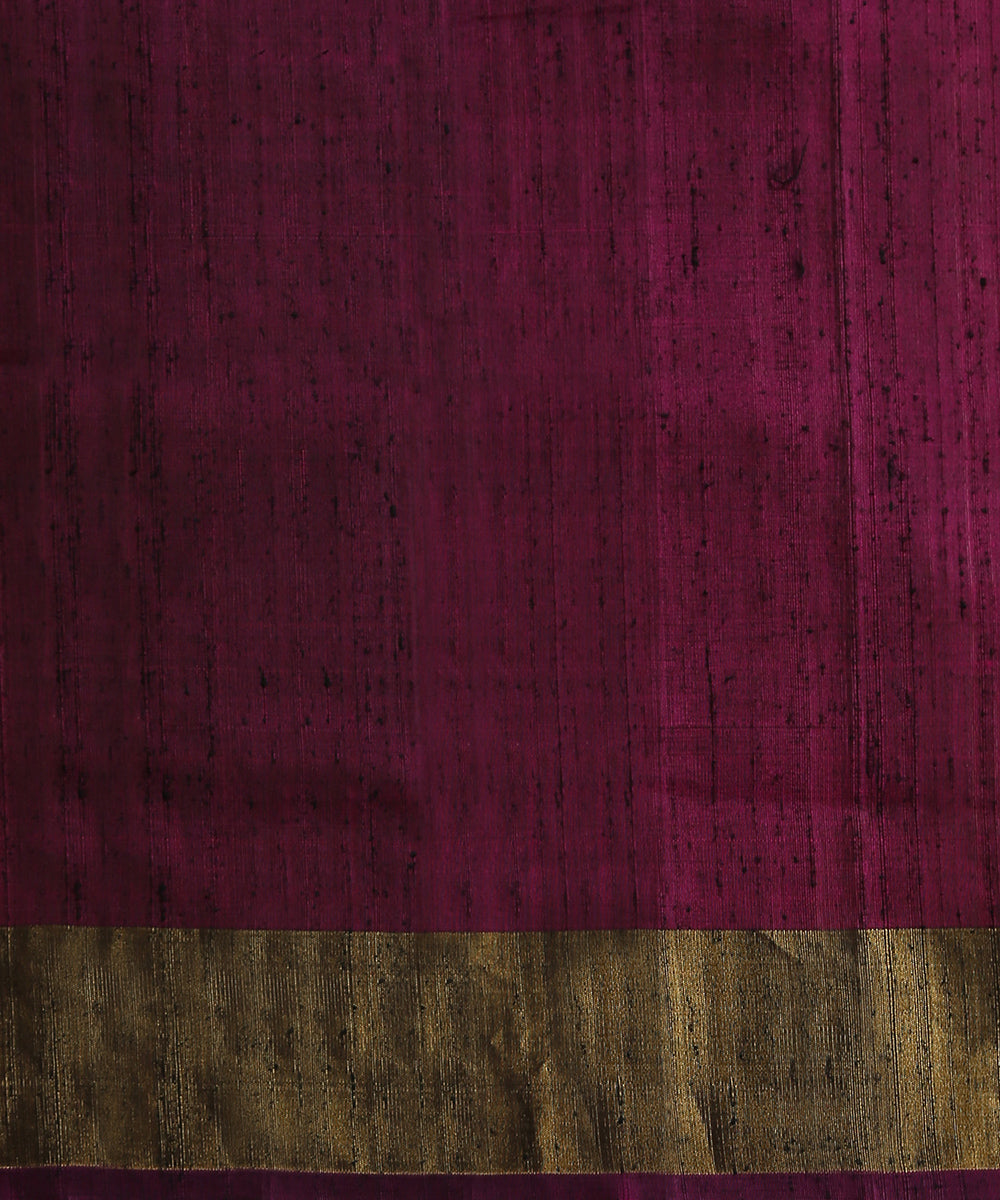 Purple_Handloom_Raw_Silk_Ikat_Patola_With_Tissue_Border_Saree_WeaverStory_05