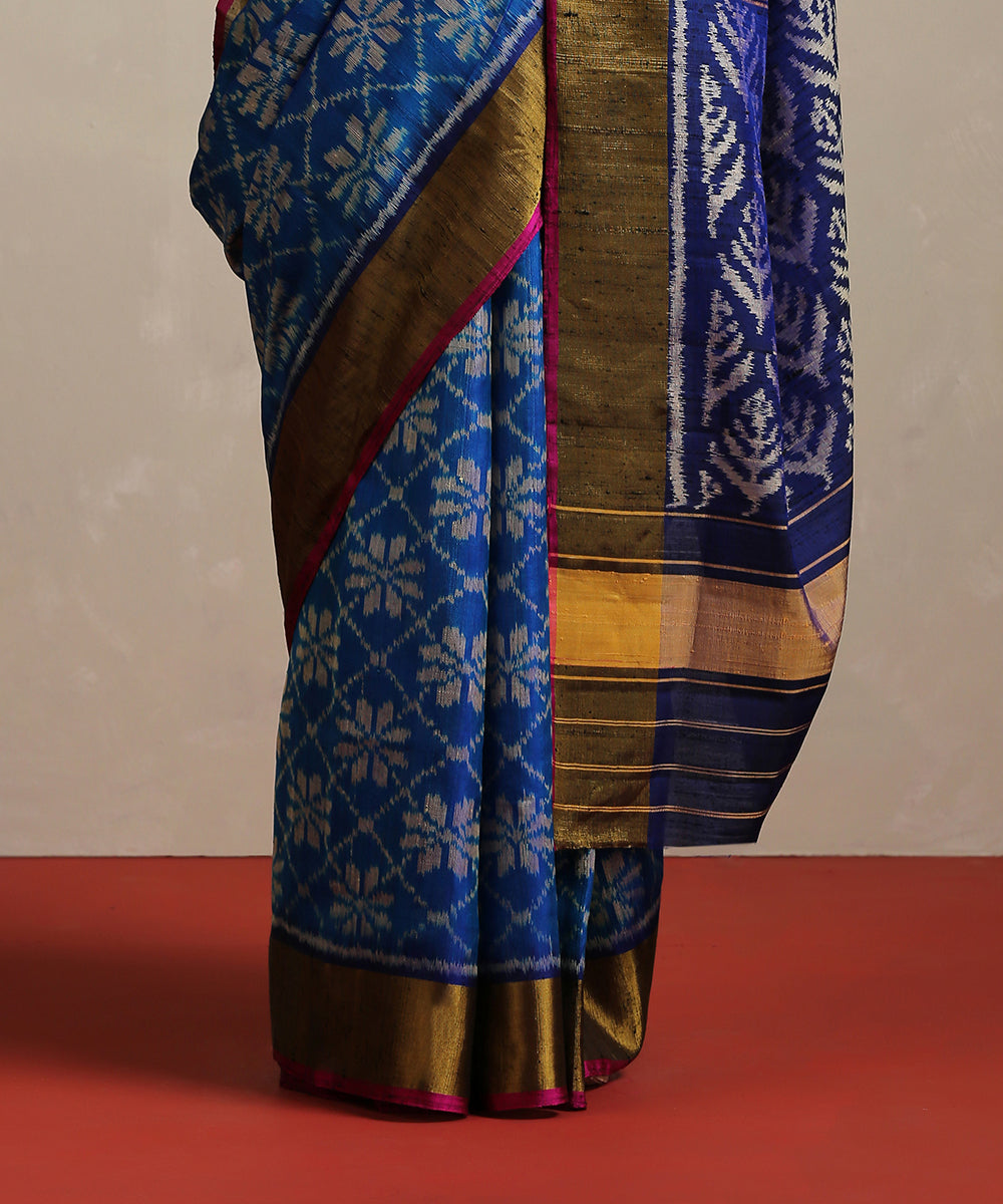 Handloom_Sky_Blue_Raw_Silk_Single_Ikat_Patola_With_Tissue_Border_Saree_WeaverStory_04