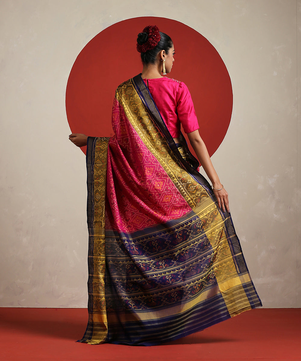 Magenta_Handloom_Pure_Mulberry_Silk_Ikat_Patola_Saree_With_Navy_Blue_Tissue_Border_WeaverStory_03