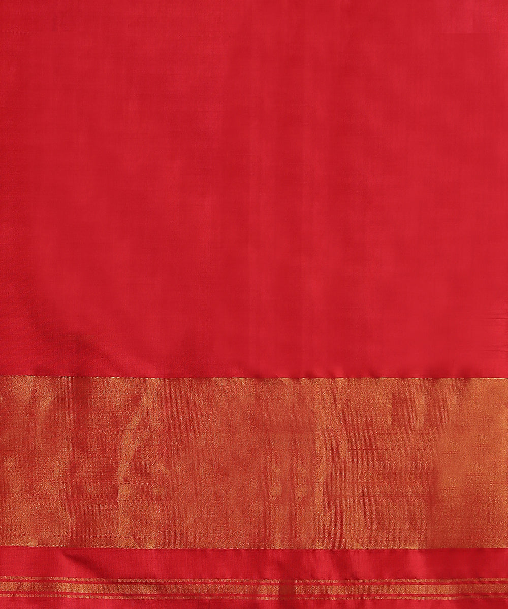 Green_Handloom_Pure_Mulberry_Silk_Patola_With_Red_Tissue_Border_Saree_WeaverStory_05