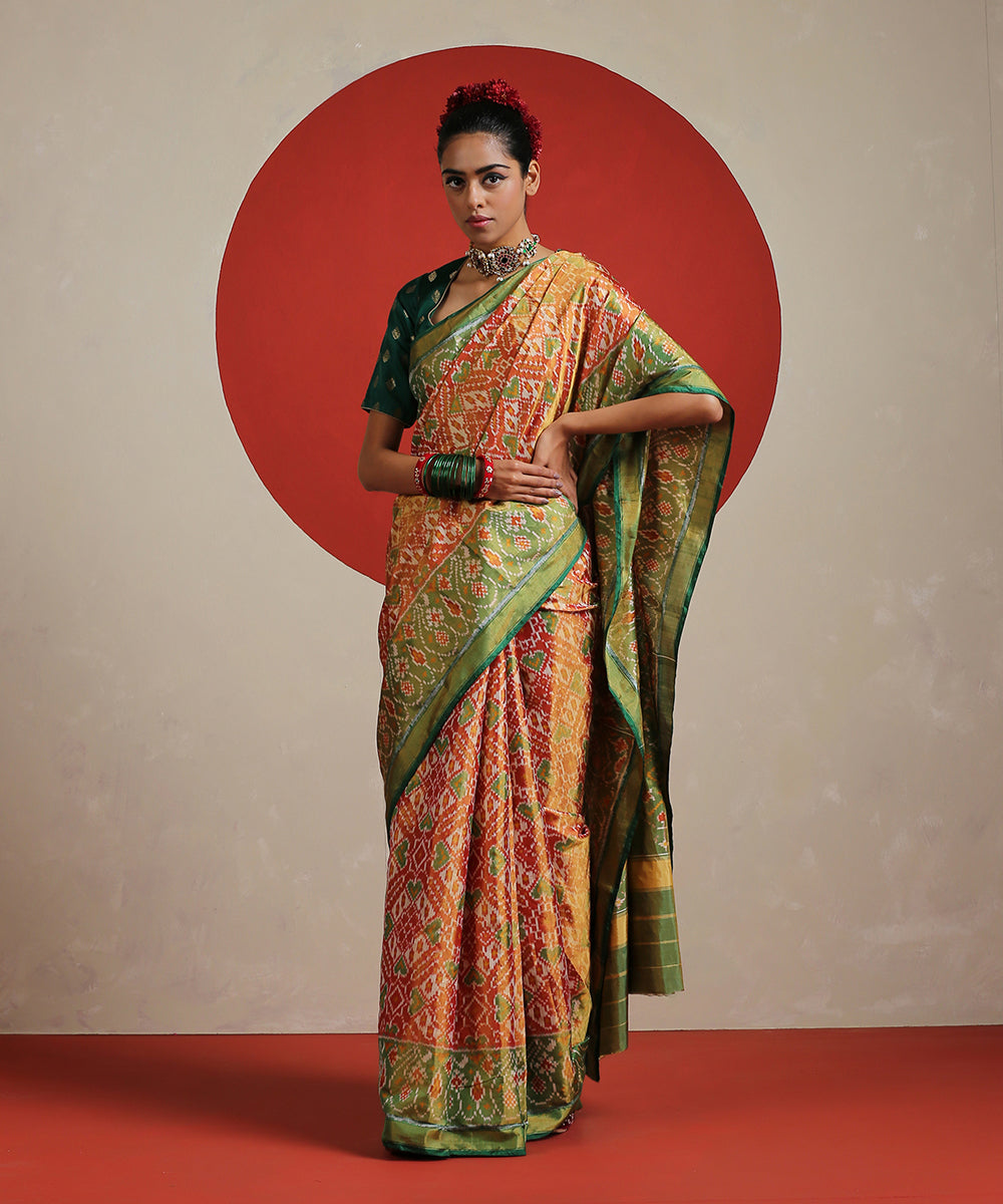 Handloom_Green_And_Mustard_Double_Shade_Tissue_Silk_Ikat_Patola_Saree_WeaverStory_02