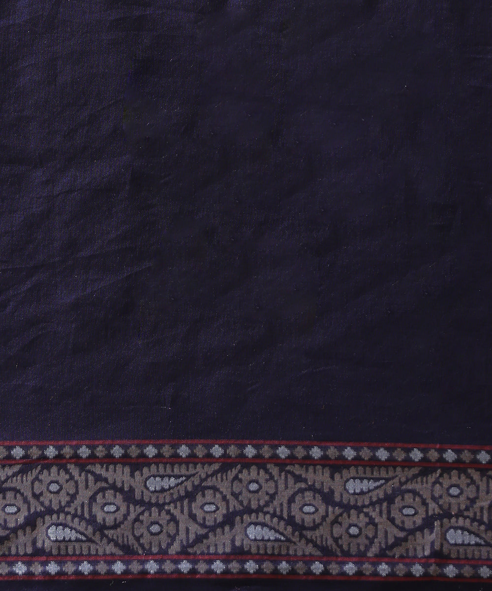Handloom_Navy_Blue_Cotton_Jamdani_Banarasi_Saree_With_Red_Selvedge_WeaverStory_05
