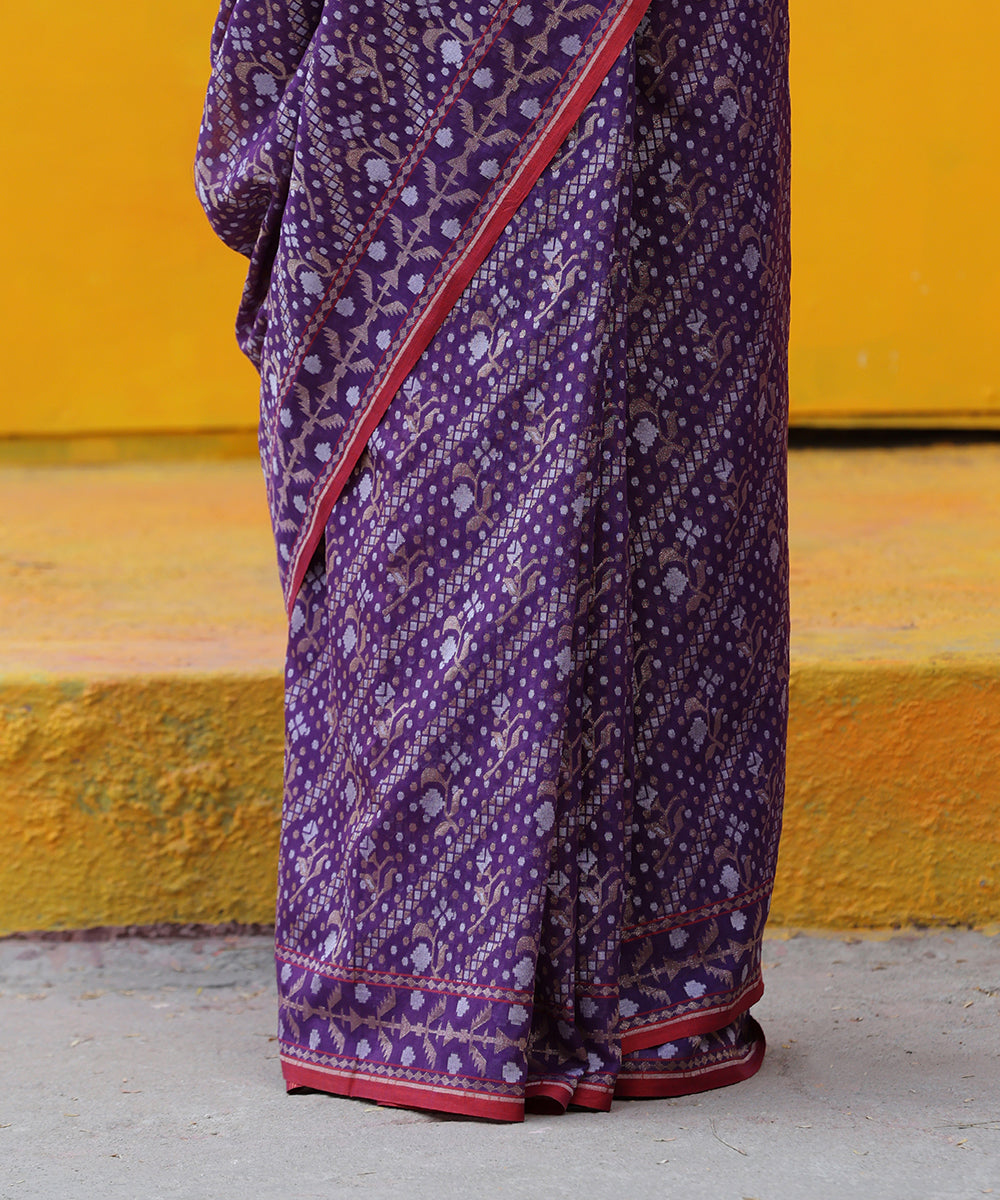 Handloom_Purple_Cotton_ Banarasi_Jamdani_Saree_With_Red_Selvedge_WeaverStory_04