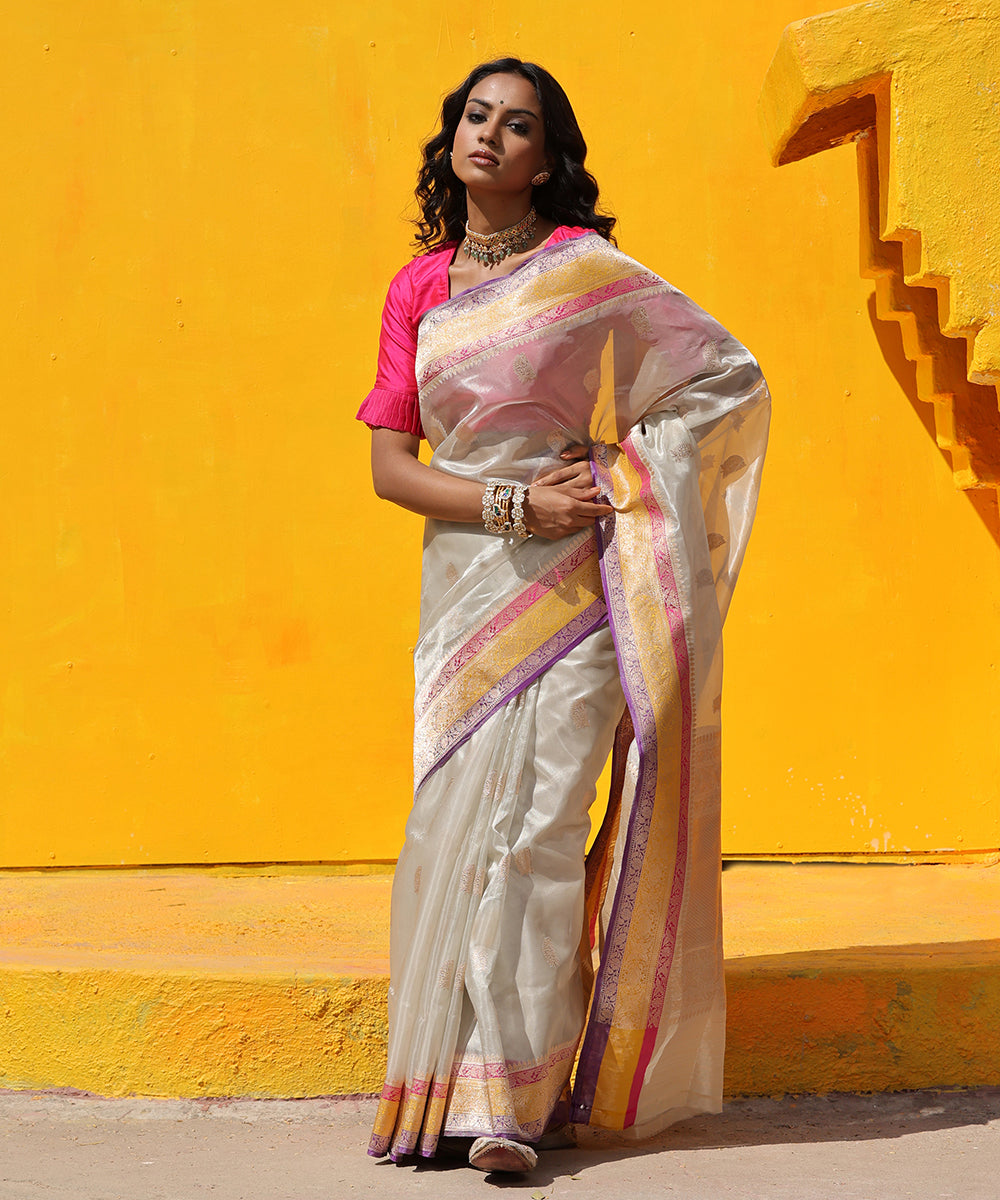 Handloom_Off_White_Kora_Tissue_Banarasi_Saree_With_Zari_Border_WeaverStory_02