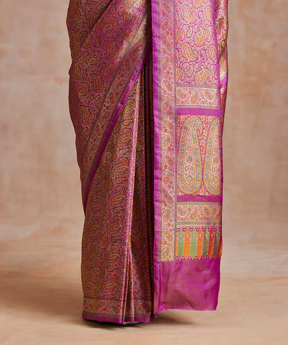 Purple_Double_Shade_Handloom_Pure_Katan_Silk_Tanchoi_Banarasi_Saree_WeaverStory_04