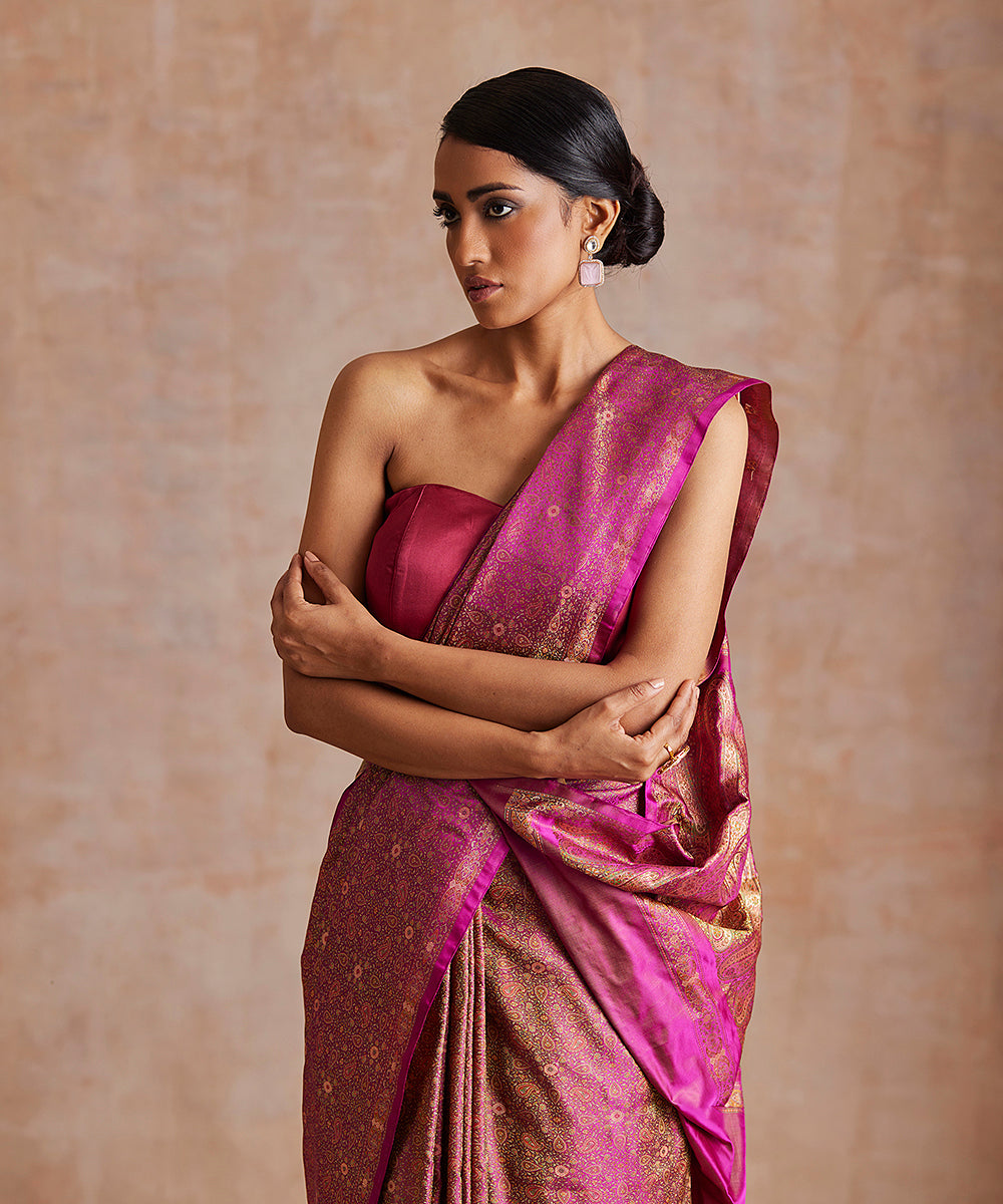 Purple_Double_Shade_Handloom_Pure_Katan_Silk_Tanchoi_Banarasi_Saree_With_3_Color_Resham_WeaverStory_01