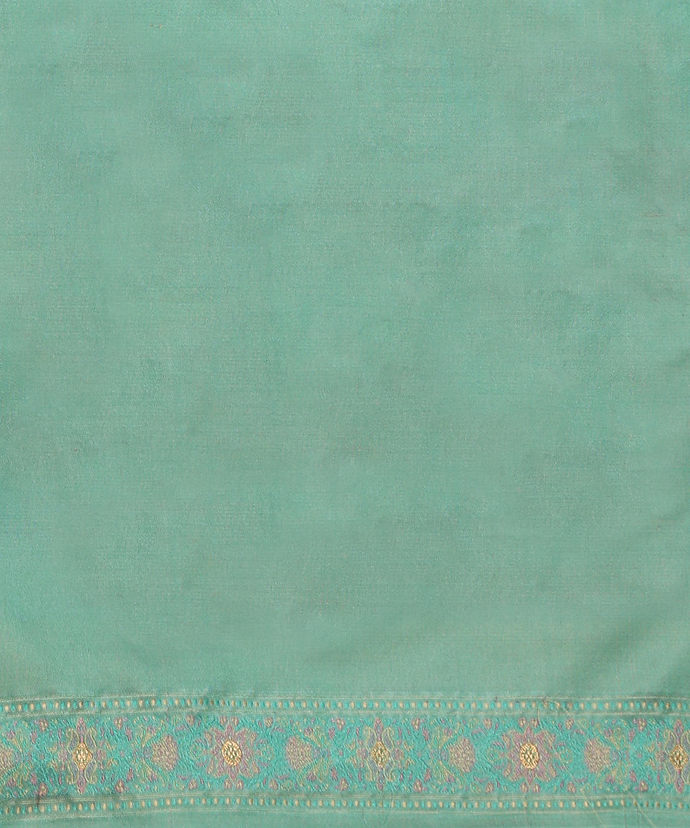 Handloom_Pastel_Green_Pure_Satin_Silk_Tanchoi_Banarasi_Saree_With_Resham_3_Color_Work_WeaverStory_05