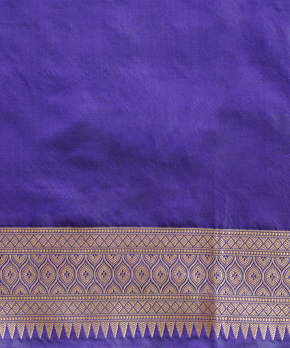 Handloom_Voilet_Double_Shade_Pure_Katan_Silk_Banarasi_Saree_With_Resham_And_Booti_WeaverStory_05