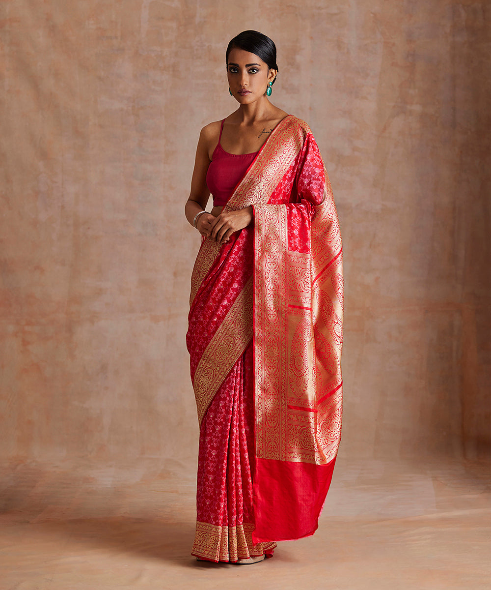 Handloom_Red_Double_Shade_Pure_Katan_Silk_Banarasi_Saree_With_Resham_And_Booti_WeaverStory_02