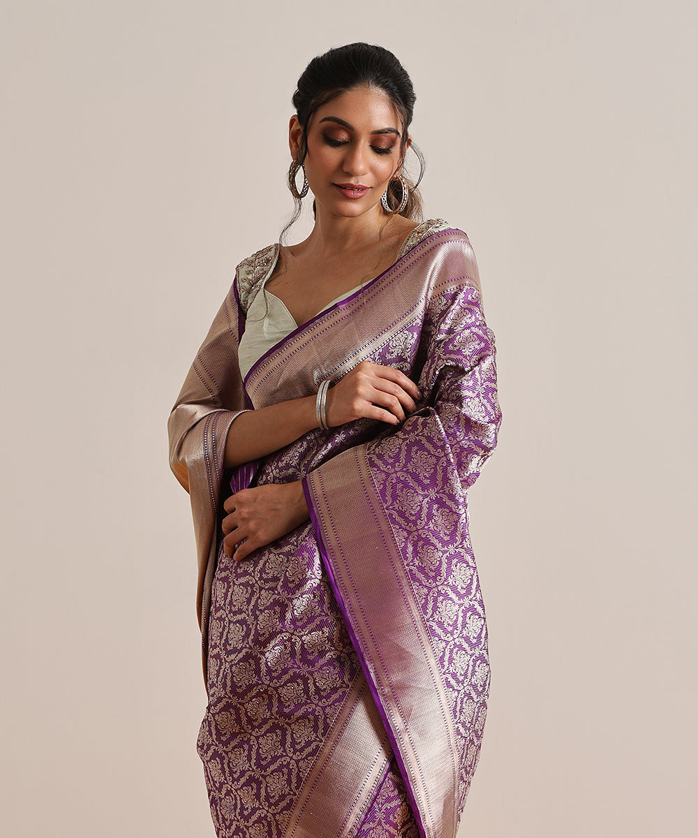 Voilet_Handloom_Pure_Katan_Silk_Zari_Tanchoi_Banarasi_Saree_With_Kadhwa_Border_WeaverStory_01