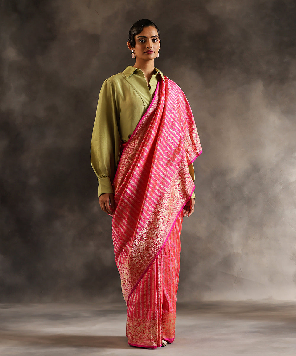 Handloom_Neon_Pink_Double_Shade_Pure_Katan_Silk_Zari_Tanchoi_Banarasi_Saree_With_Kadhwa_Striped_WeaverStory_02