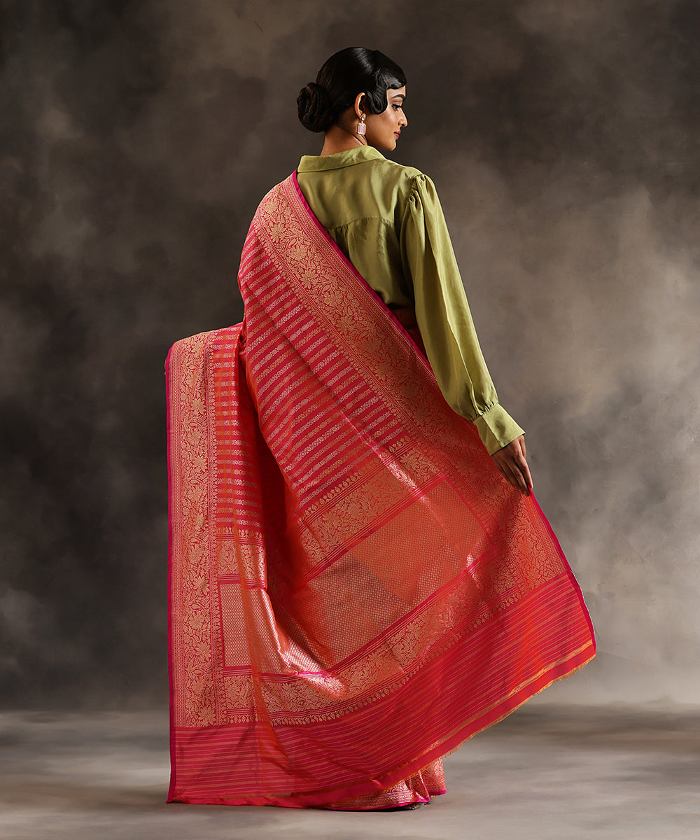Handloom_Neon_Pink_Double_Shade_Pure_Katan_Silk_Zari_Tanchoi_Banarasi_Saree_With_Kadhwa_Striped_WeaverStory_03