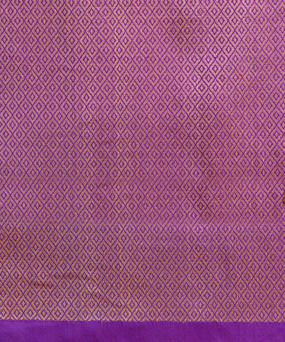 Voilet_Handloom_Pure_Katan_Silk_Banarasi_Saree_With_Floral_Meennakari_Jaal_WeaverStory_05