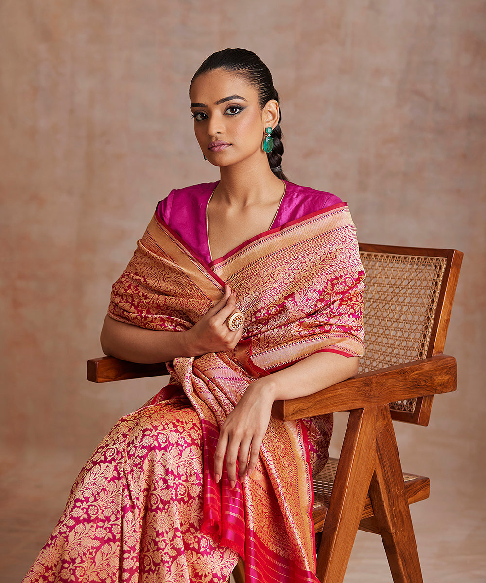 Handloom_Hot_Pink_Double_Shade_Kimkhab_Pure_Katan_Silk_Banarasi_Saree_WeaverStory_01