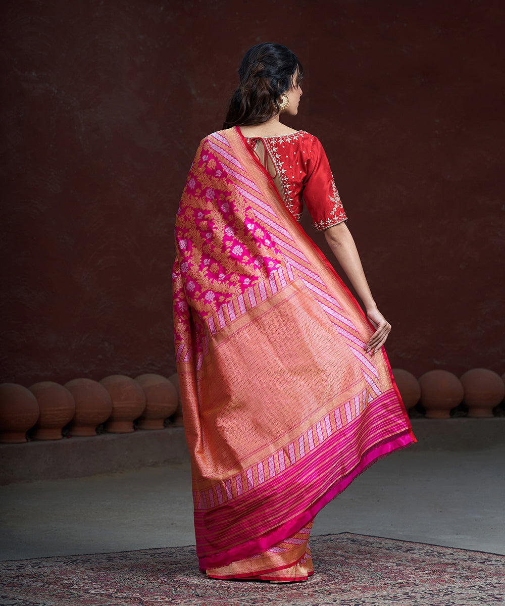 Handloom_Hot_Pink_Pure_Katan_Silk_Banarasi_Saree_With_Sona_Rupa_Jaal_WeaverStory_03