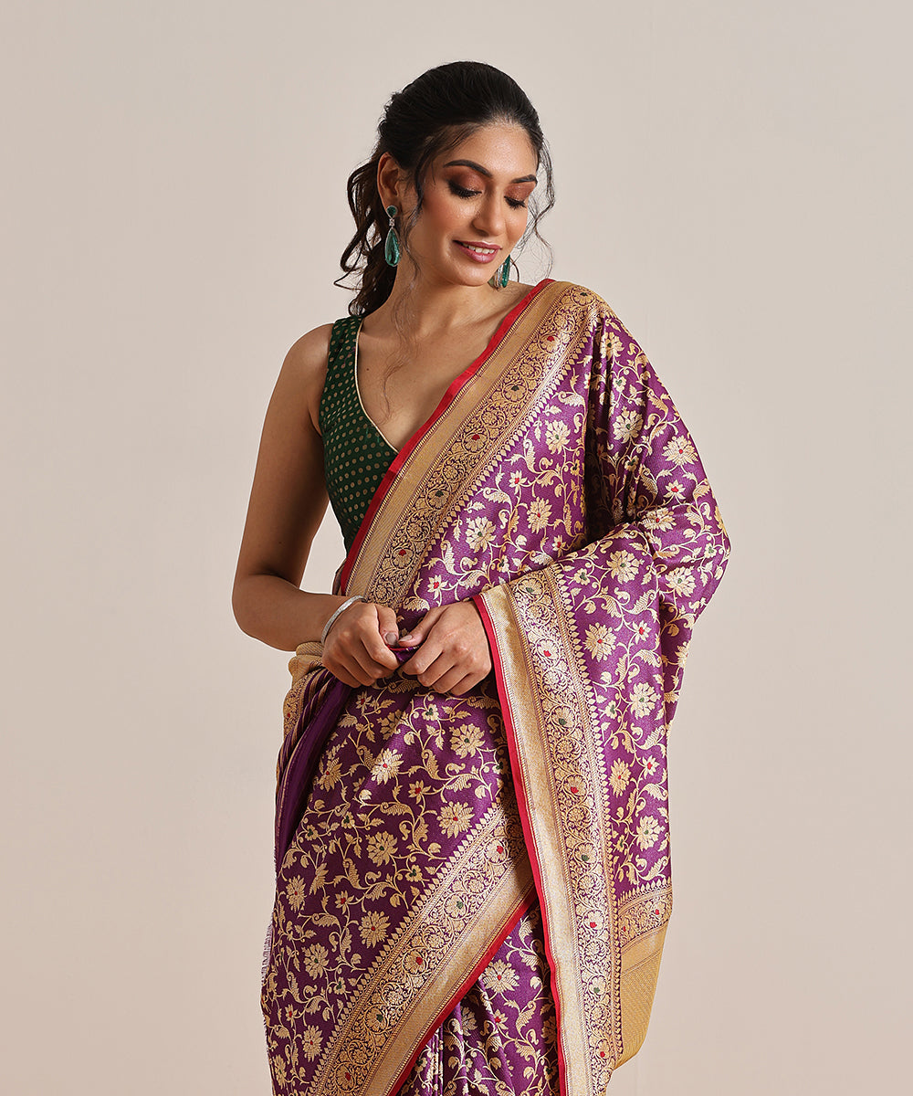 Handloom_Purple_Pure_Katan_Silk_Tanchoi_Banarasi_Saree_With_Golden_Zari_Jaal_WeaverStory_01