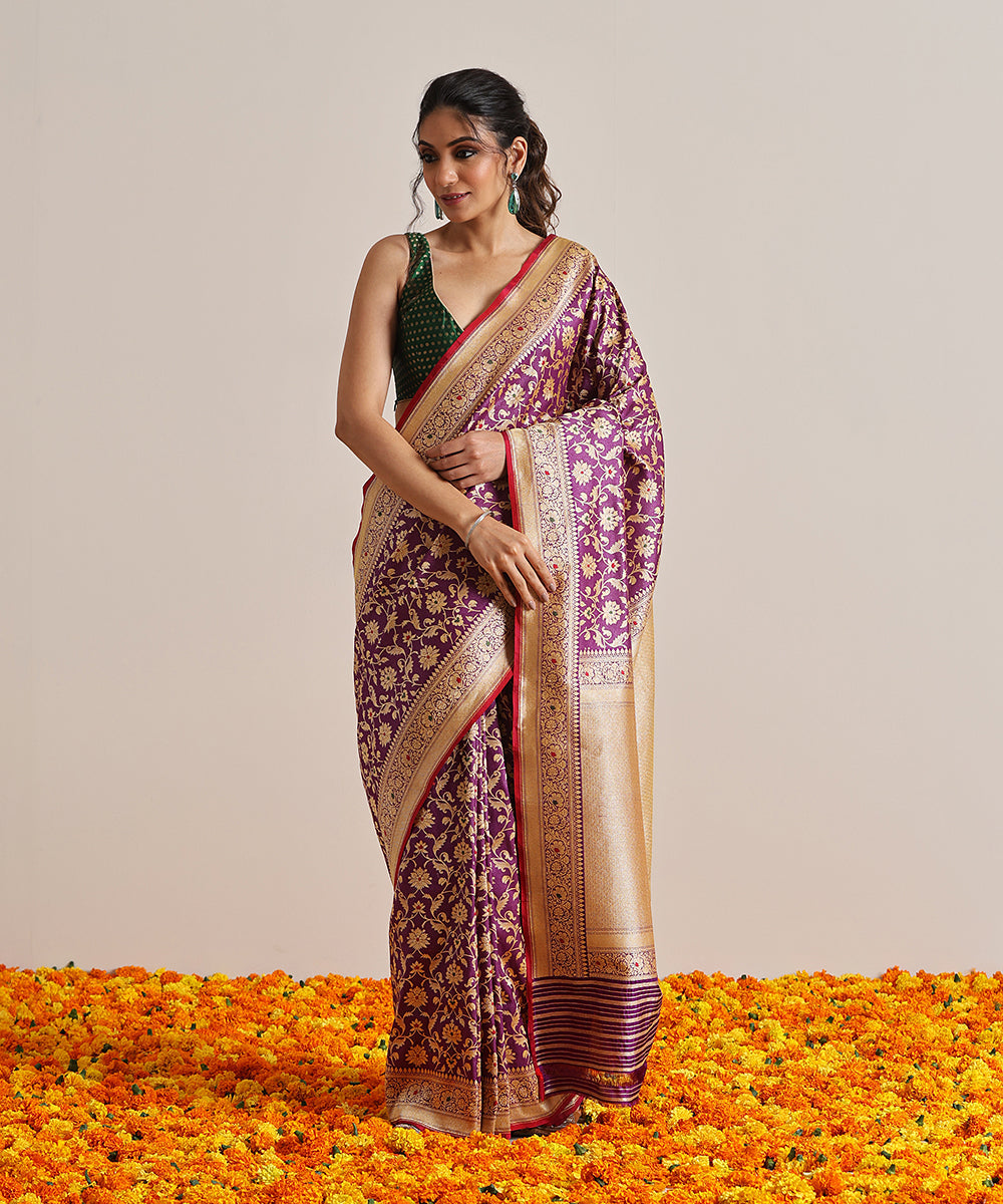 Handloom_Purple_Pure_Katan_Silk_Tanchoi_Banarasi_Saree_With_Golden_Zari_Jaal_WeaverStory_02