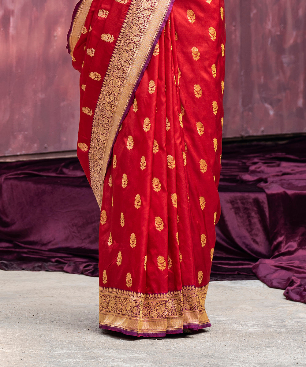Red_Handloom_Pure_Katan_Silk_Banarasi_Saree_With_Gold_Cutwork_Booti_WeaverStory_04