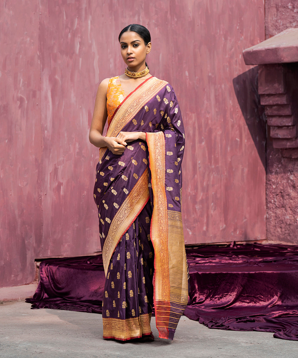 Handloom_Dark_Purple_Pure_Katan_Silk_Banarasi_Saree_With_Gold_Cutwork_Booti_WeaverStory_02