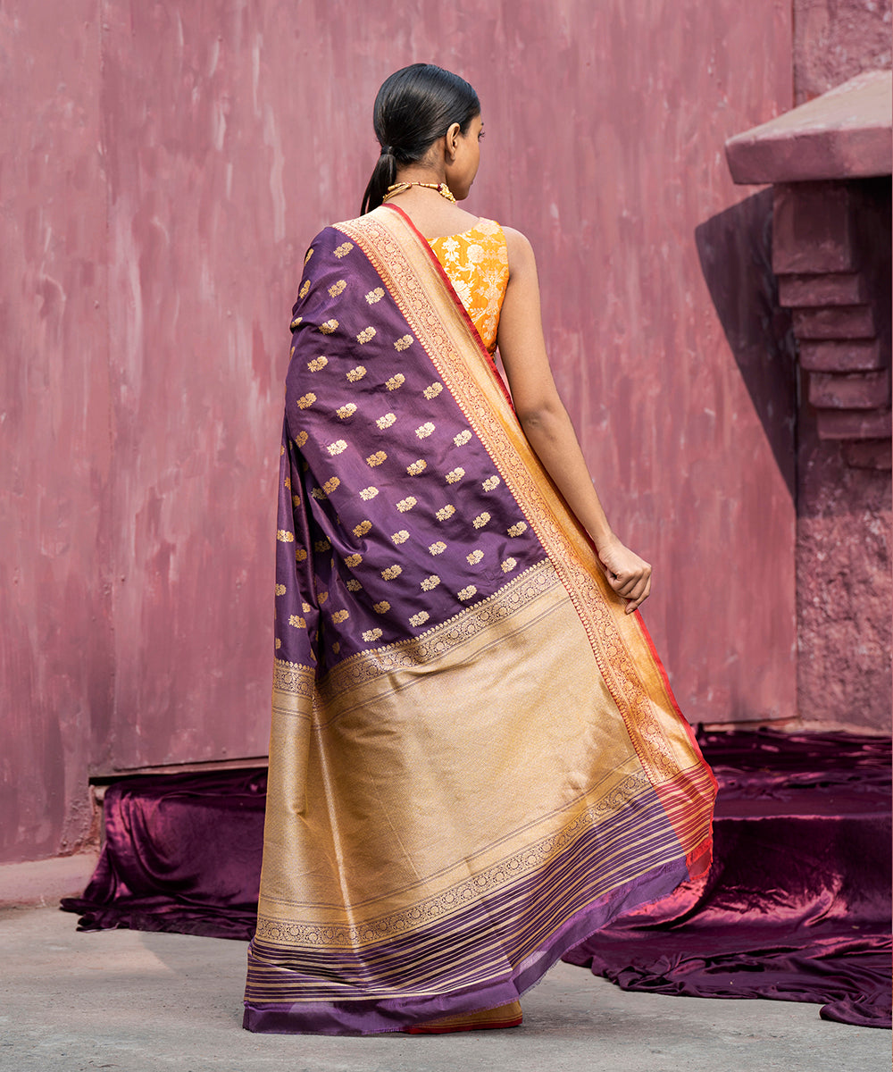 Handloom_Dark_Purple_Pure_Katan_Silk_Banarasi_Saree_With_Gold_Cutwork_Booti_WeaverStory_03