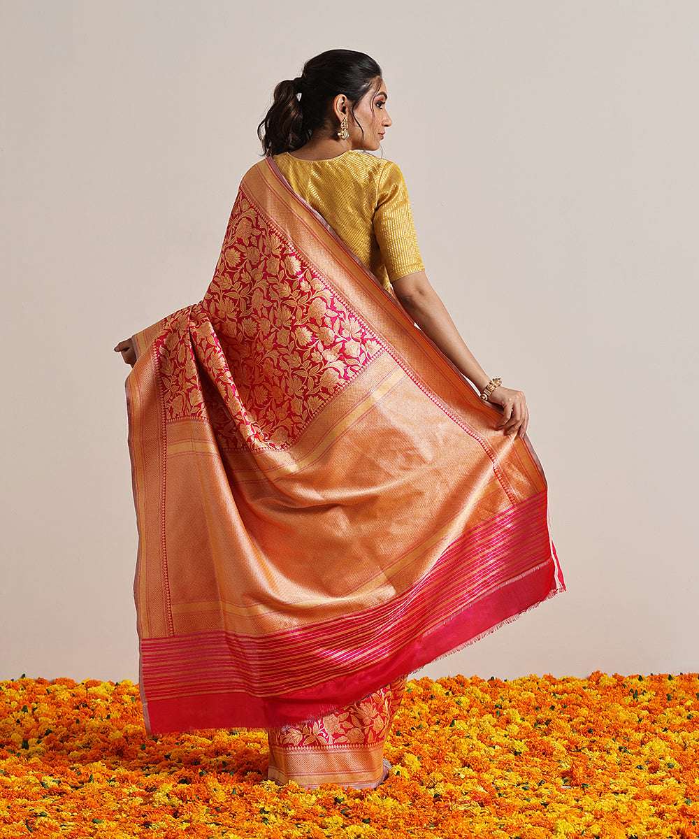 Handloom_Hot_Pink_Pure_Katan_Silk_Tanchoi_Banarasi_Saree_With_Kadhwa_Weave_WeaverStory_03