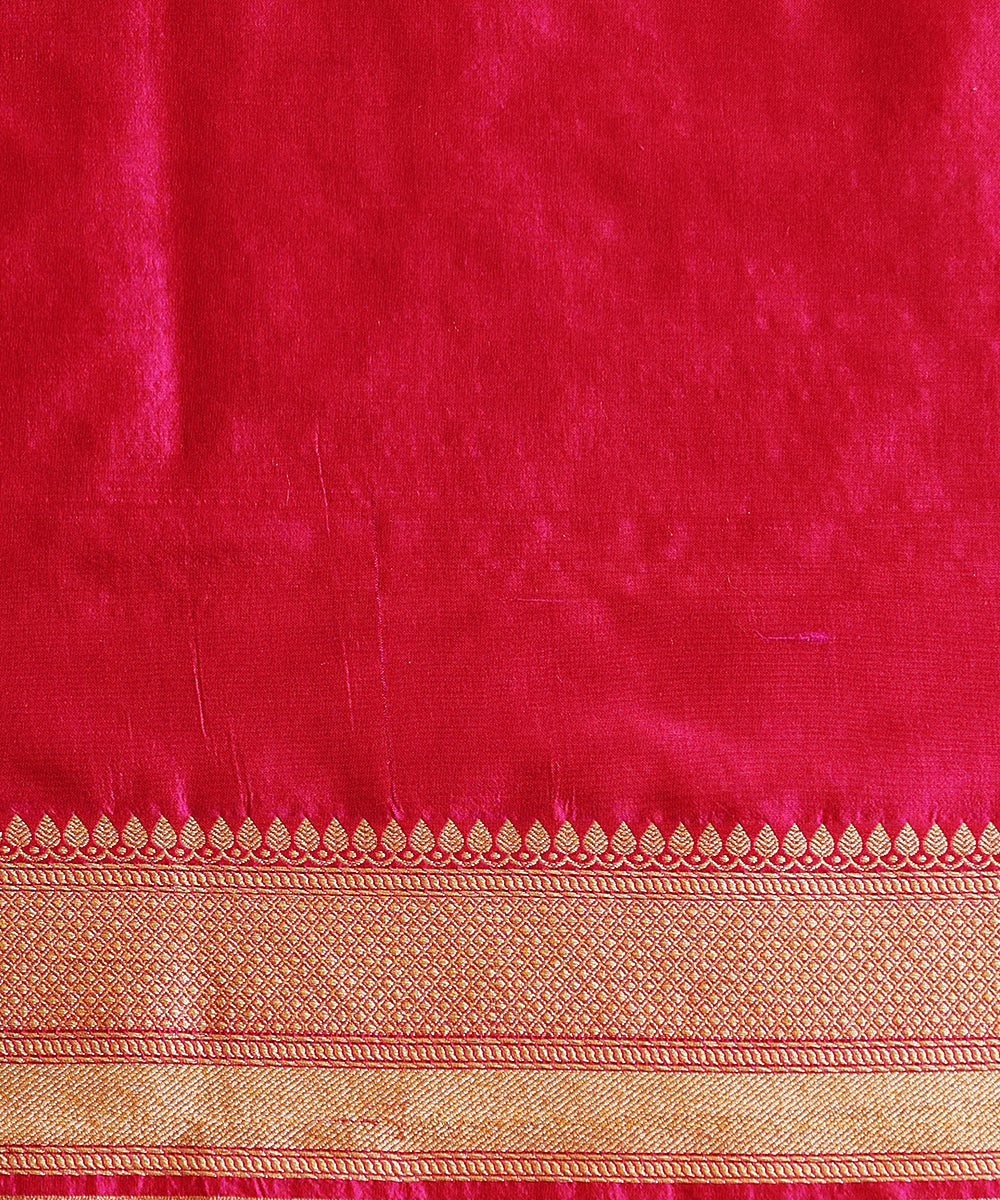 Handloom_Hot_Pink_Pure_Katan_Silk_Tanchoi_Banarasi_Saree_With_Kadhwa_Weave_WeaverStory_05