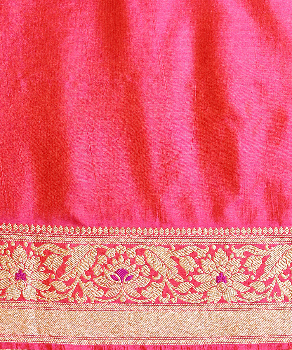 Handloom_Neon_Pink_Double_Shade_Pure_Katan_Silk_Banarasi_Kimkhab_Saree_With_Meenakari_WeaverStory_05