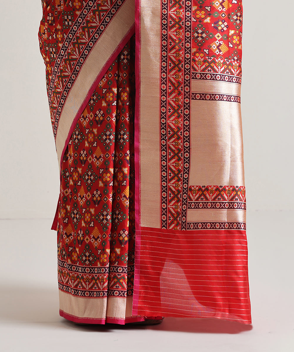 Red_Handloom_Pure_Katan_Silk_Banarasi_Patola_Saree_With_Meenakari_WeaverStory_04