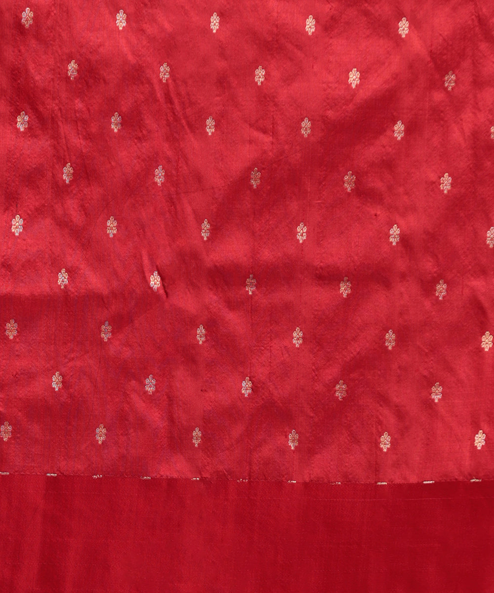Handloom_Wine_Pure_Katan_Silk_Kimkhab_Banarasi_Saree_With_Red_Satin_Border_And_Antique_Zari_WeaverStory_05