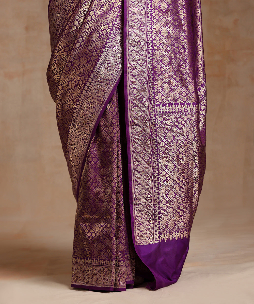 Purple_Handloom_Pure_Katan_Silk_Kimkhab_Banarasi_Saree_With_Zari_Base_WeaverStory_04