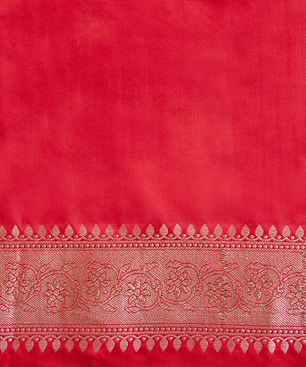 Red_And_Purple_Handloom_Pure_Mashroo_Silk_Tanchoi_Banarasi_Saree_WeaverStory_06