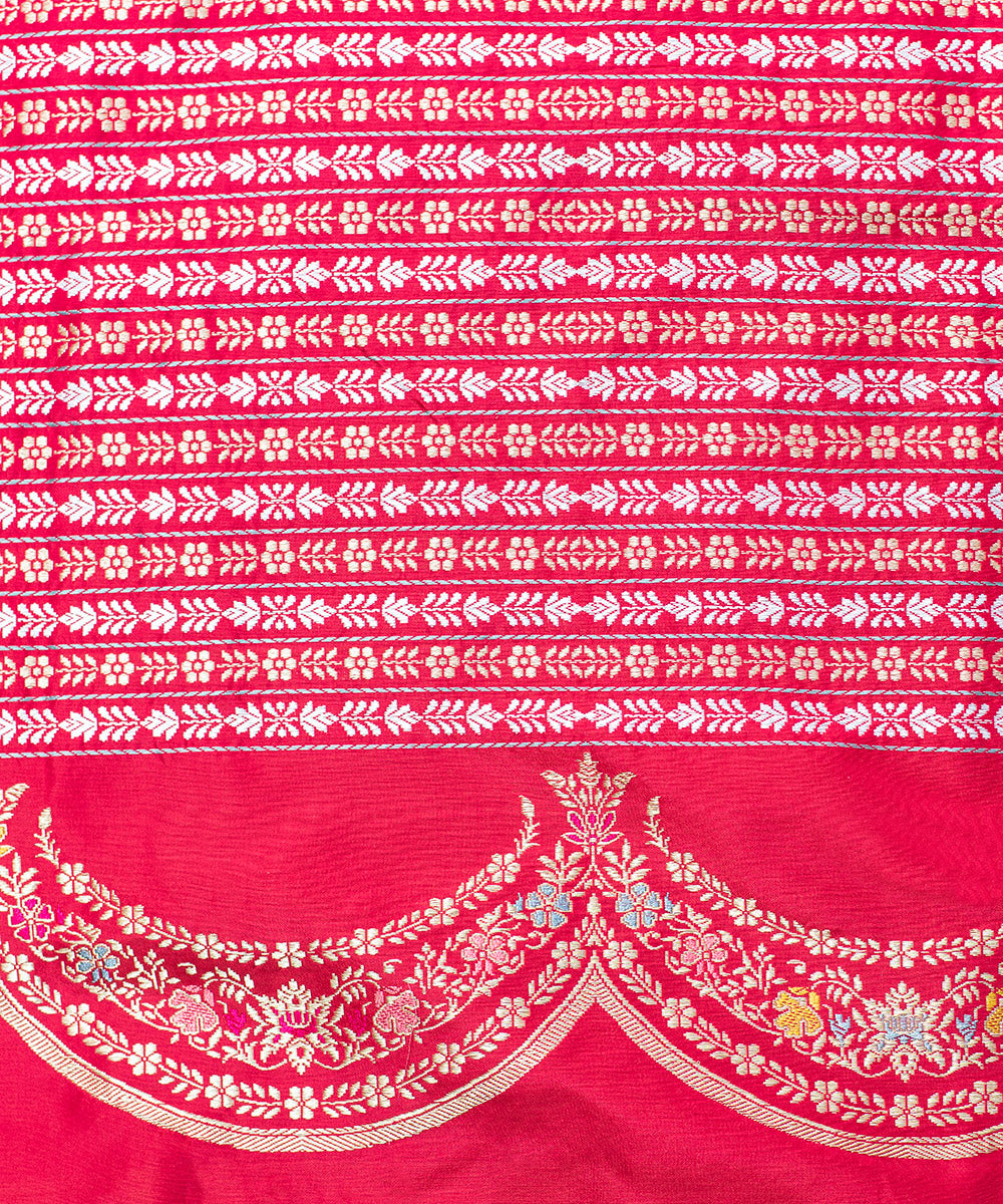 Powder_Handloom_Blue_Pure_Katan_Silk_Banarasi_Saree_With_Meenakari_And_Scalloped_Border_WeaverStory_05