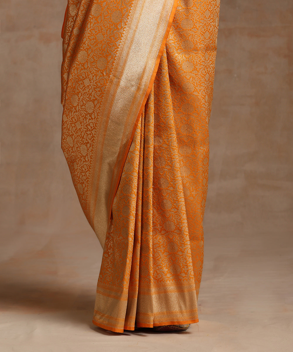 Handloom_Saffron_Pure_Katan_Silk_Kimkhab_Banarasi_Saree_With_Gold_Zari_Border_WeaverStory_04
