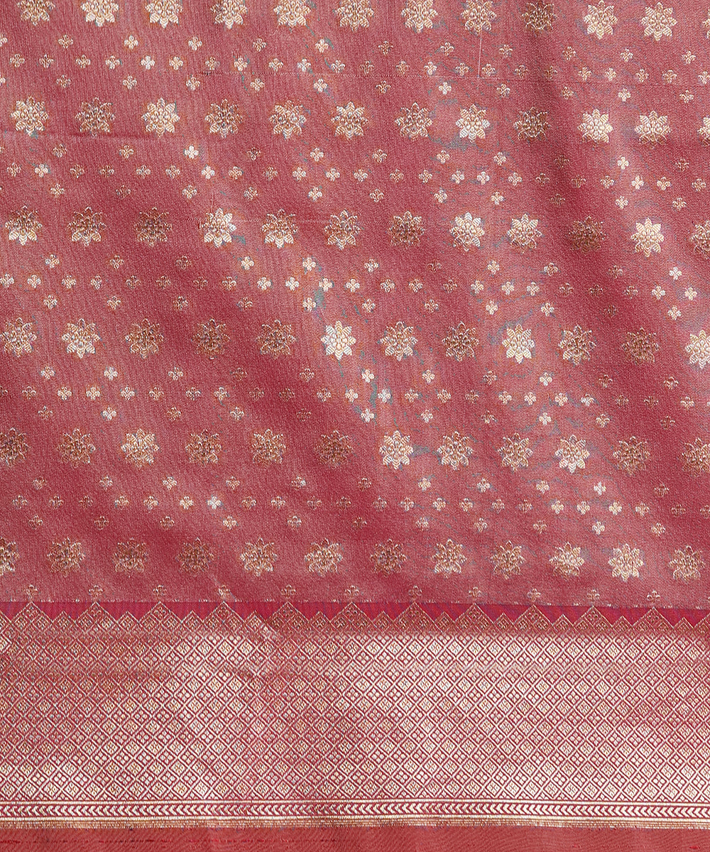 Grey_Handloom_Pure_Katan_Silk_Kimkhab_Banarasi_Saree_With_Pink_And_Gold_Zari_Border_WeaverStory_05