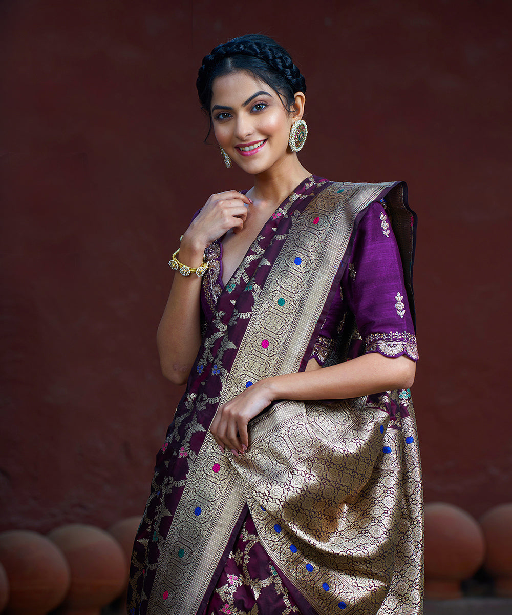 Handloom_Dark_Wine_Pure_Katan_Silk_Banarasi_Saree_With_Gold_Zari_Jaal_And_Meenakari_WeaverStory_01