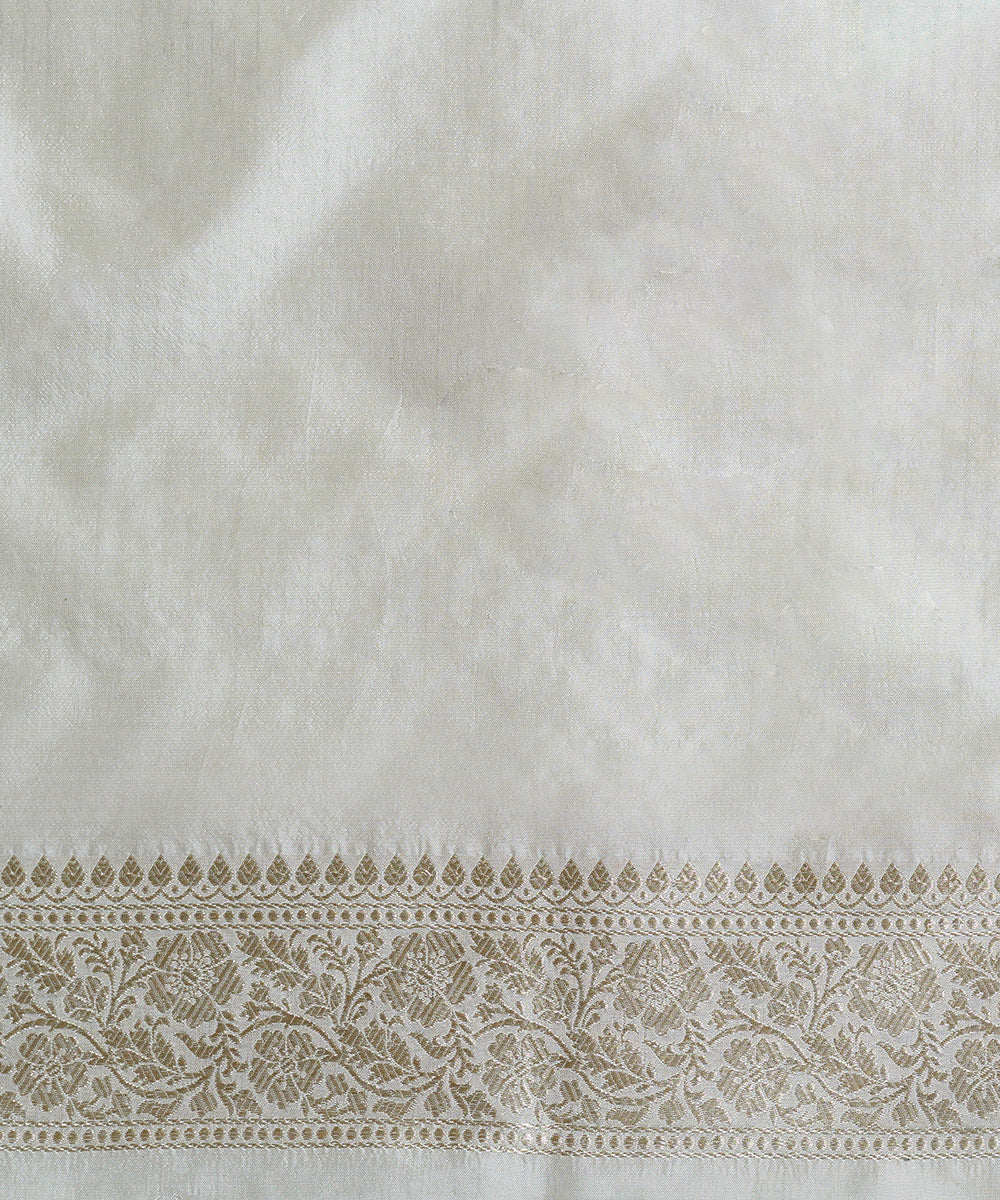 Offwhite_Handloom_Pure_Katan_Silk_Banarasi_Saree_With_Gold_Zari_Jaal_And_Meenakari_WeaverStory_05