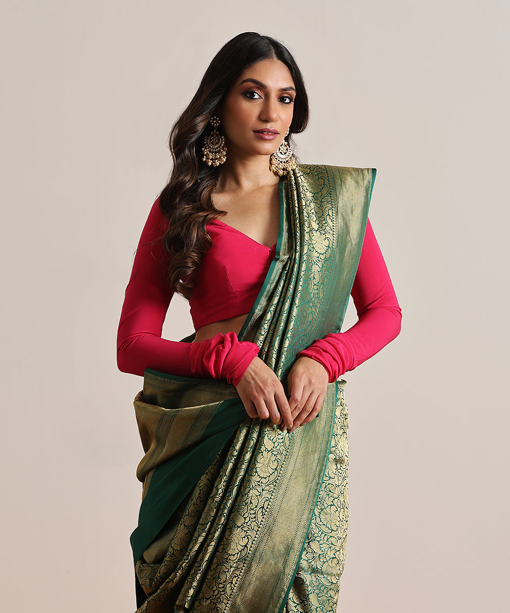 Green_Handloom_Pure_Katan_Silk_Kimkhab_Banarasi_Saree_With_All_Over_Gold_Zari_Paisley_Jaal_WeaverStory_01