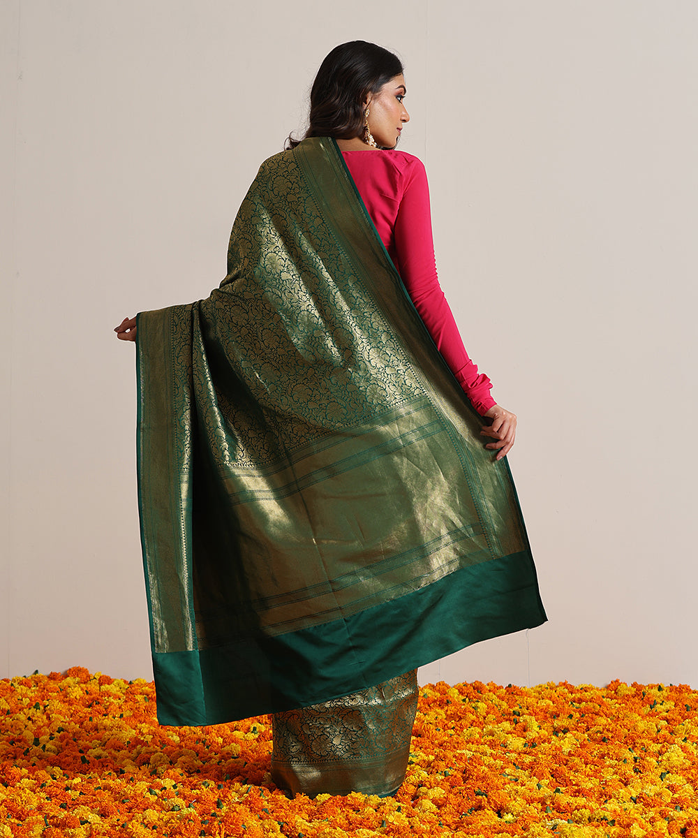 Green_Handloom_Pure_Katan_Silk_Kimkhab_Banarasi_Saree_With_All_Over_Gold_Zari_Paisley_Jaal_WeaverStory_03