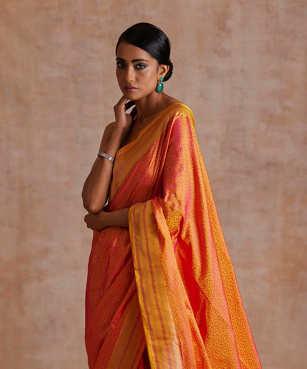 Orange_And_Pink_Pure_Satin_Silk_Tanchoi_Banarasi_Saree_With_Gold_Zari_Border_WeaverStory_01
