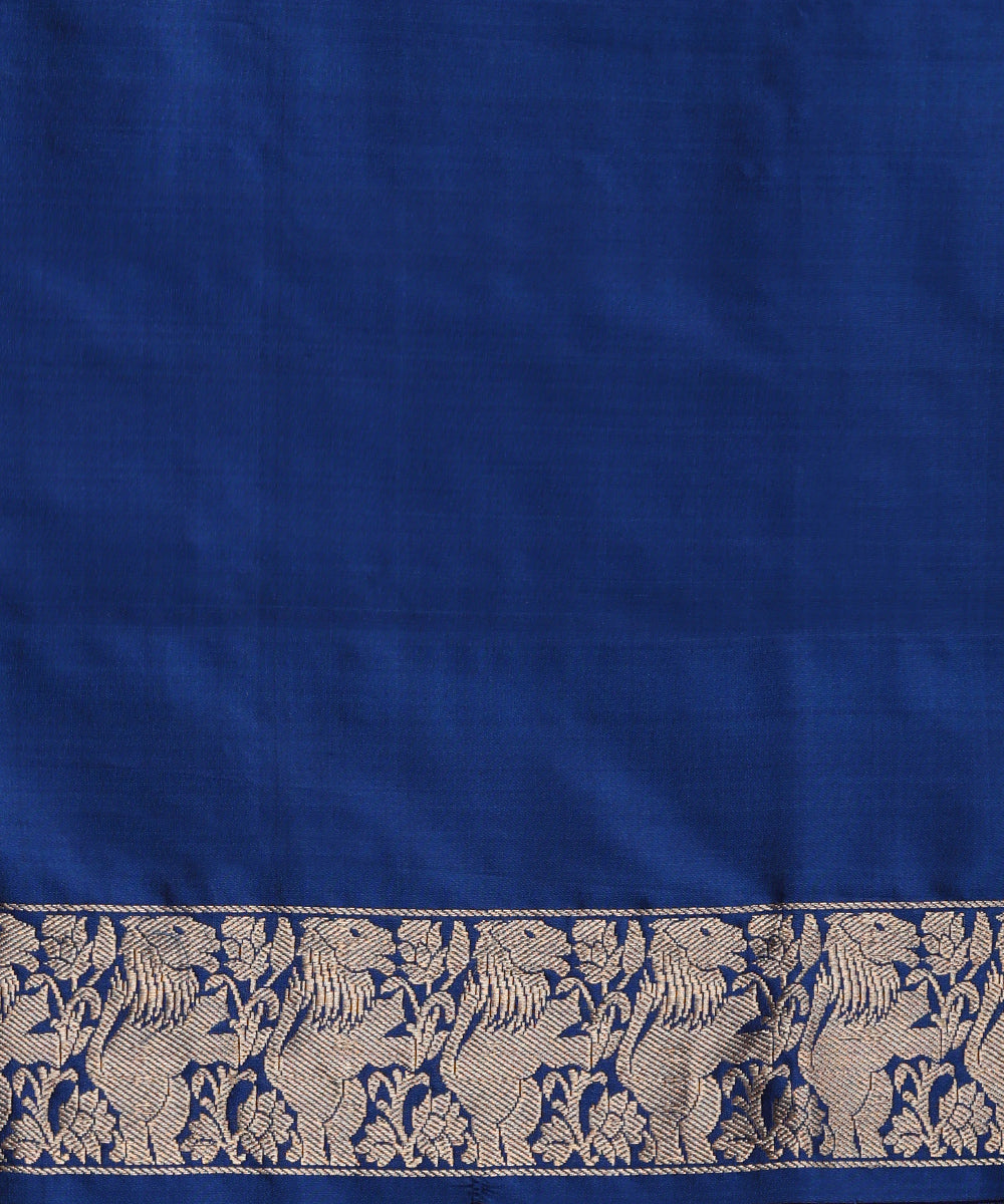 Handloom_Cobalt_Blue_Pure_Katan_Silk_Shikargah_Banarasi_Saree_With_Booti_WeaverStory_05