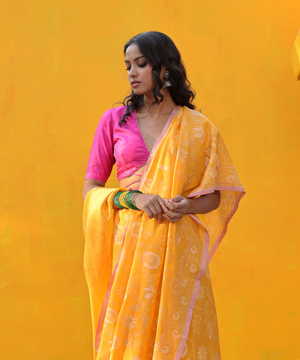Mustard_Handloom_Pure_Cotton_Silk_Banarasi_Jamdani_Saree_With_Gold_Floral_Jaal_WeaverStory_01