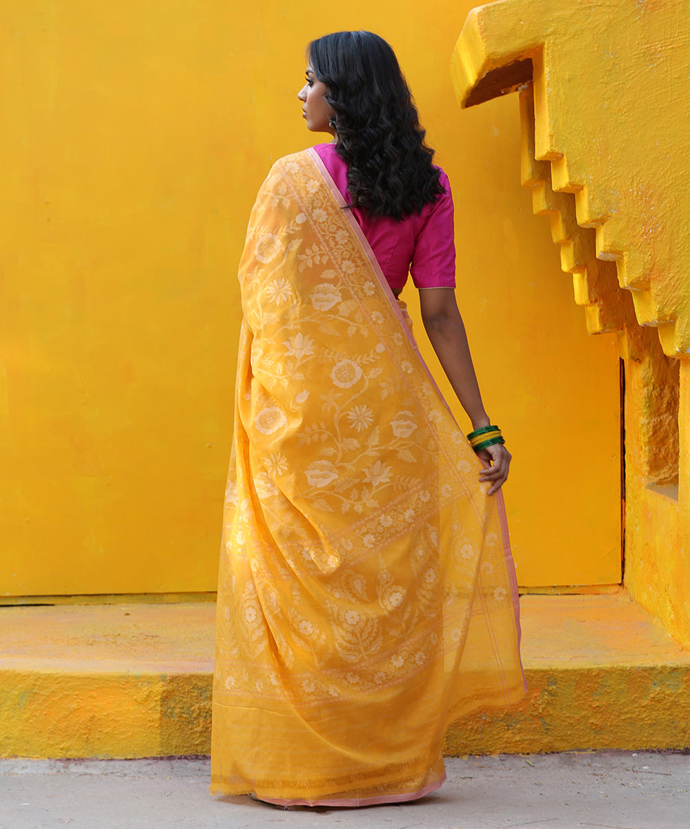 Mustard_Handloom_Pure_Cotton_Silk_Banarasi_Jamdani_Saree_With_Gold_Floral_Jaal_WeaverStory_03