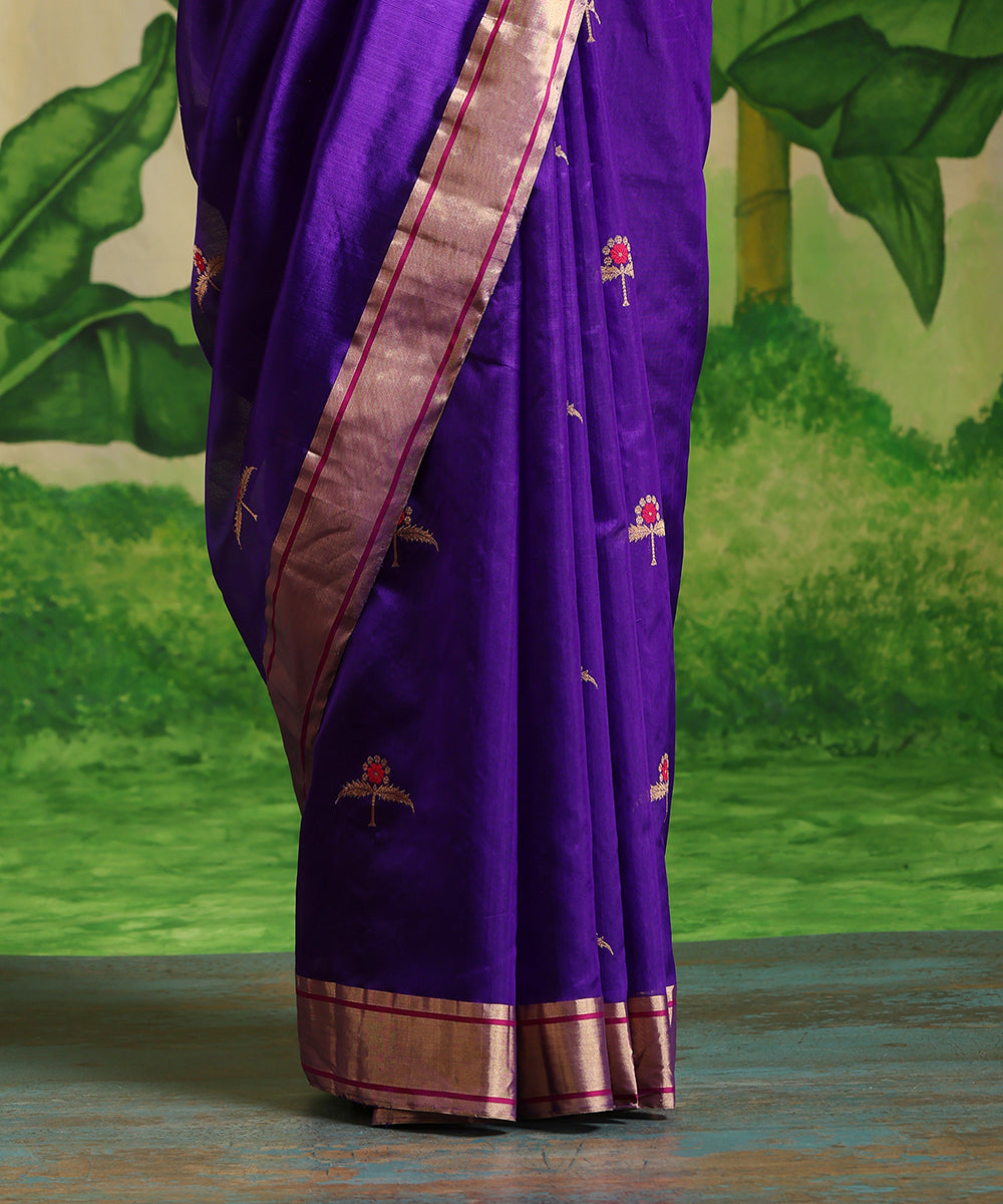 Electric_Blue_Handloom_Pure_Chanderi_Silk_Saree_With_Gold_Zari_Booti_WeaverStory_04