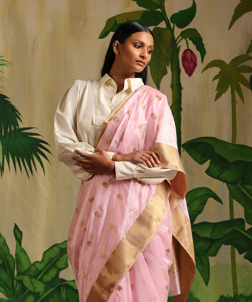 Baby_Pink_Handloom_Pure_Chanderi_Silk_Saree_With_Gold_And_Silver_Meenakari_Booti_WeaverStory_01