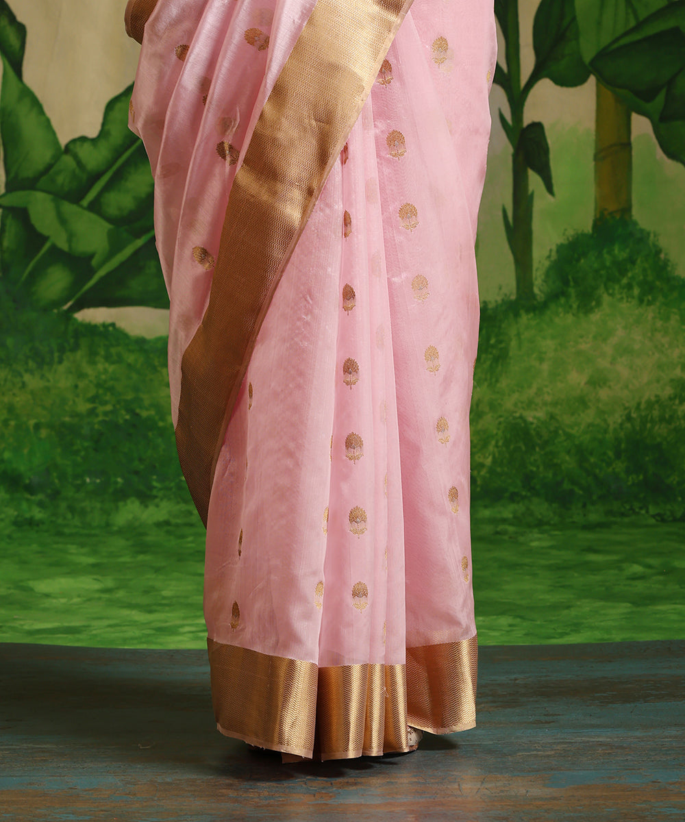 Baby_Pink_Handloom_Pure_Chanderi_Silk_Saree_With_Gold_And_Silver_Meenakari_Booti_WeaverStory_04