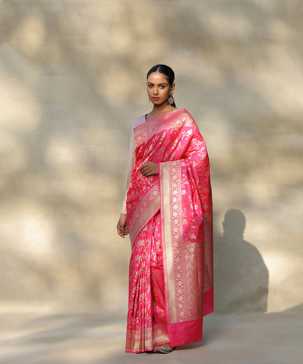 Handloom_Neon_Pink_Pure_Katan_Silk_Banarasi_Saree_With_Cutwork_Jaal_And_Kadhwa_Border_WeaverStory_02